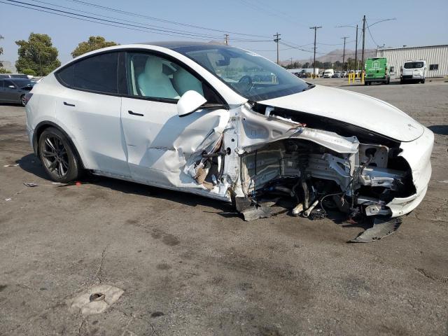 7SAYGDEE1RF126959 - 2024 TESLA MODEL Y 白色 照片 4