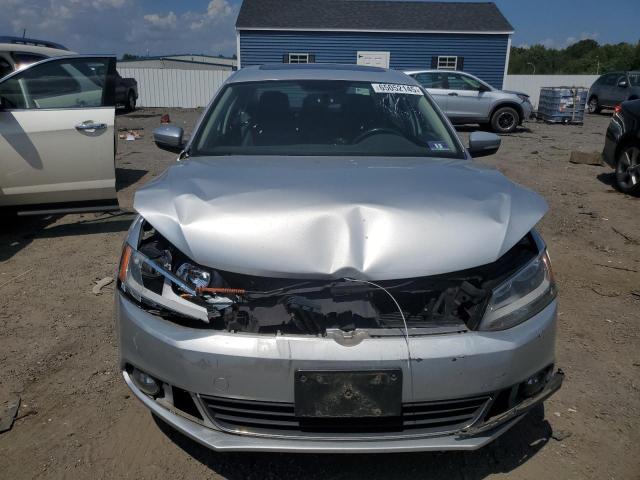 3VWLZ7AJ3BM304133 - 2011 VOLKSWAGEN JETTA SEL 银色 照片 5