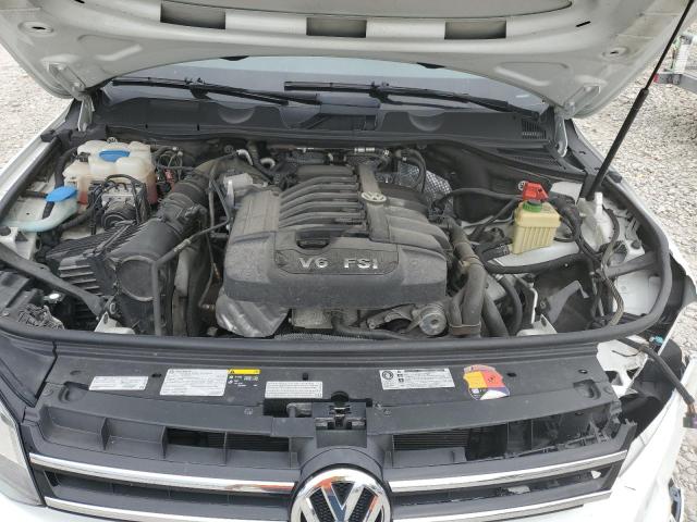 WVGEF9BP3ED008320 - 2014 VOLKSWAGEN TOUAREG V6 WHITE photo 11