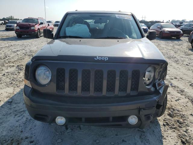 1C4NJPFB5ED629029 - 2014 JEEP PATRIOT LATITUDE CHARCOAL photo 5