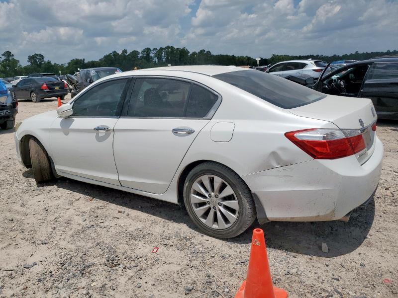 1HGCR3F97DA028938 - 2013 HONDA ACCORD TOURING WHITE photo 2