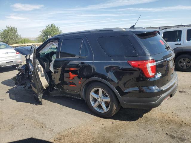1FM5K7D81JGB17857 - 2018 FORD EXPLORER XLT შავი ფოტო 2