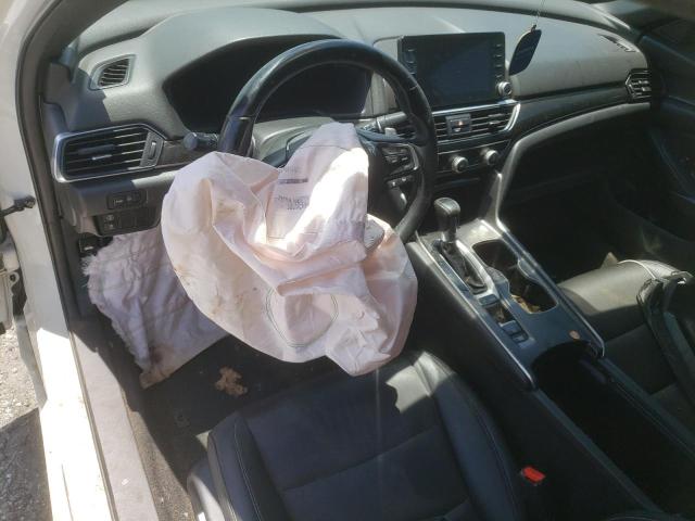 1HGCV1F33KA106611 - 2019 HONDA ACCORD SPORT WHITE photo 8