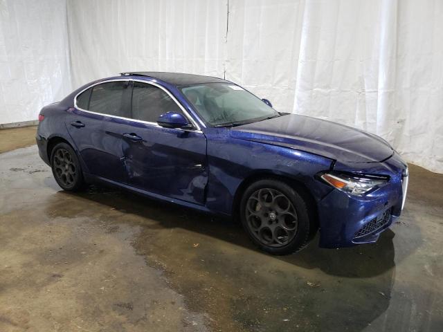 ZARFAEDN5H7546604 - 2017 ALFA ROMEO GIULIA Q4 蓝色 照片 4