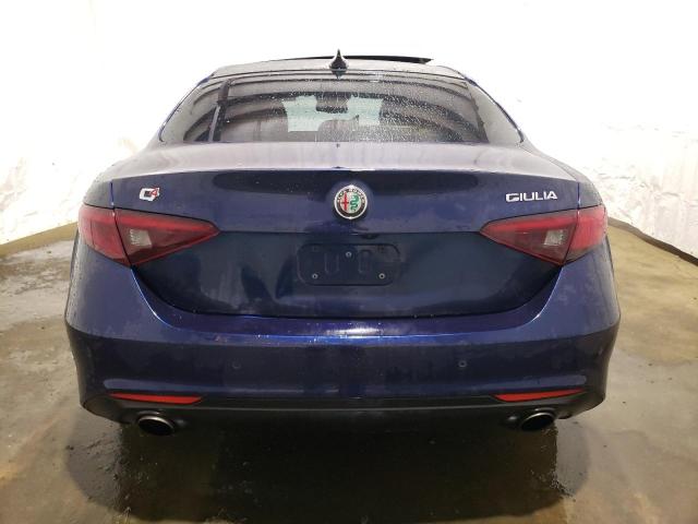 ZARFAEDN5H7546604 - 2017 ALFA ROMEO GIULIA Q4 蓝色 照片 6