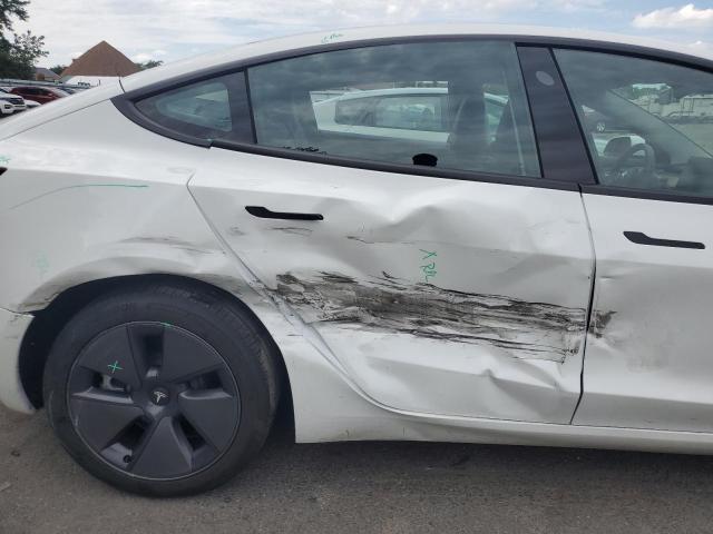 5YJ3E1EA8PF704562 - 2023 TESLA MODEL 3 Սպիտակ լուսանկար 10