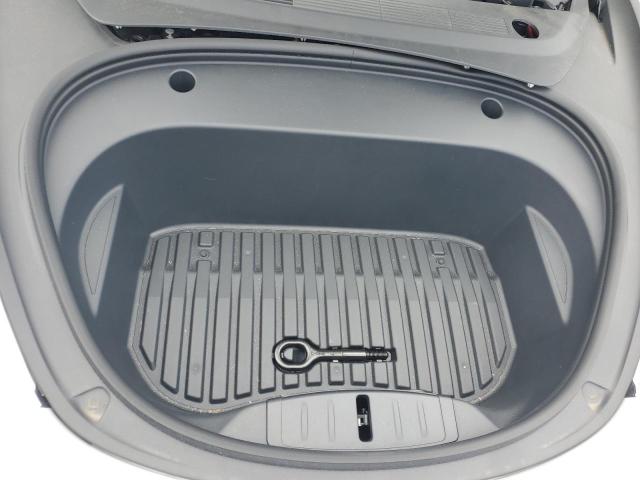 5YJ3E1EA8PF704562 - 2023 TESLA MODEL 3 Սպիտակ լուսանկար 11