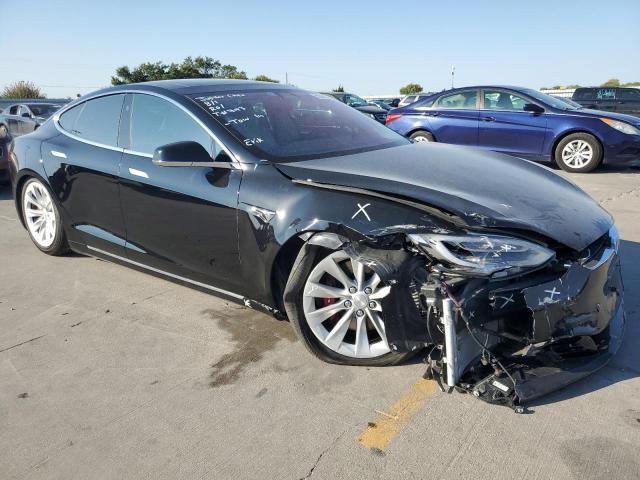 5YJSA1E20JF261458 - 2018 TESLA MODEL S Սև լուսանկար 4