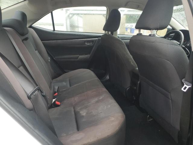 5YFBURHE7JP842990 - 2018 TOYOTA COROLLA L თეთრი ფოტო 10