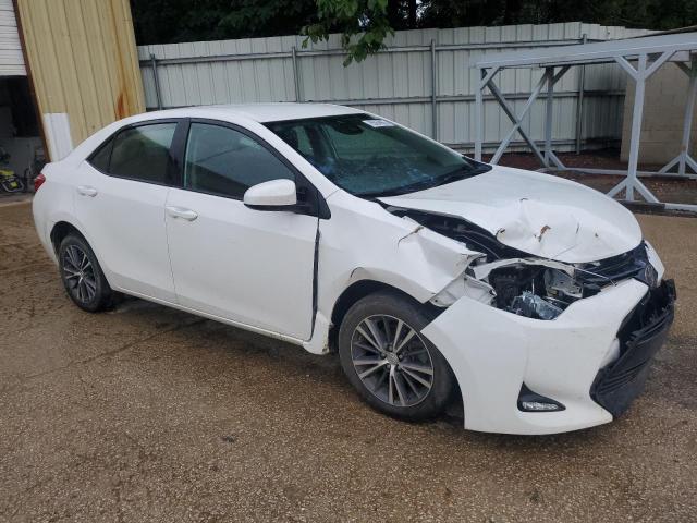 5YFBURHE7JP842990 - 2018 TOYOTA COROLLA L თეთრი ფოტო 4