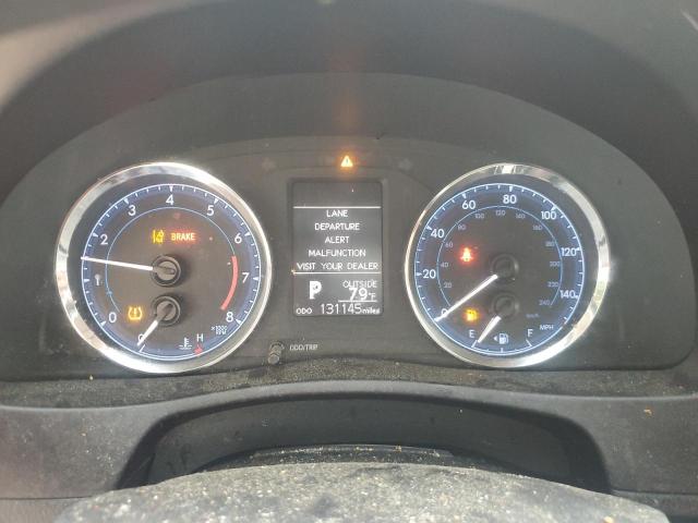 5YFBURHE7JP842990 - 2018 TOYOTA COROLLA L თეთრი ფოტო 9