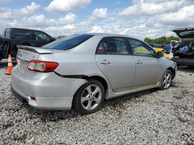 2T1BU4EE0CC818041 - 2012 TOYOTA COROLLA BASE SILVER photo 3