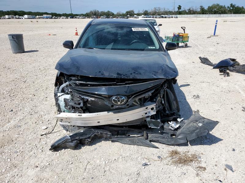 4T1C11AK6NU688372 - 2022 TOYOTA CAMRY LE BLACK photo 5