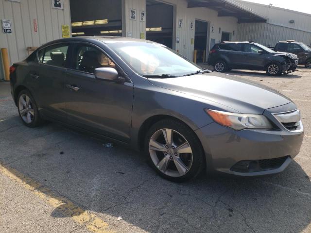 19VDE1F79DE013378 - 2013 ACURA ILX 20 TECH GRAY photo 4