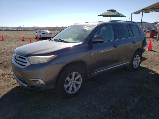 5TDBK3EHXDS272707 - 2013 TOYOTA HIGHLANDER BASE GRAY photo 1