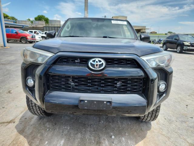 JTEZU5JR3J5184565 - 2018 TOYOTA 4RUNNER SR5 შავი ფოტო 5