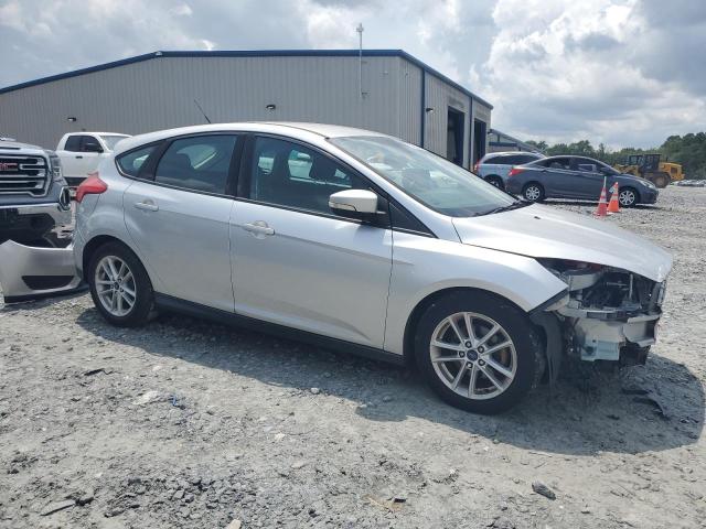 1FADP3K26HL278818 - 2017 FORD FOCUS SE SILVER photo 4