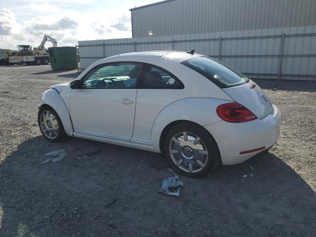 3VWJP7AT0CM611193 - 2012 VOLKSWAGEN BEETLE WHITE photo 2