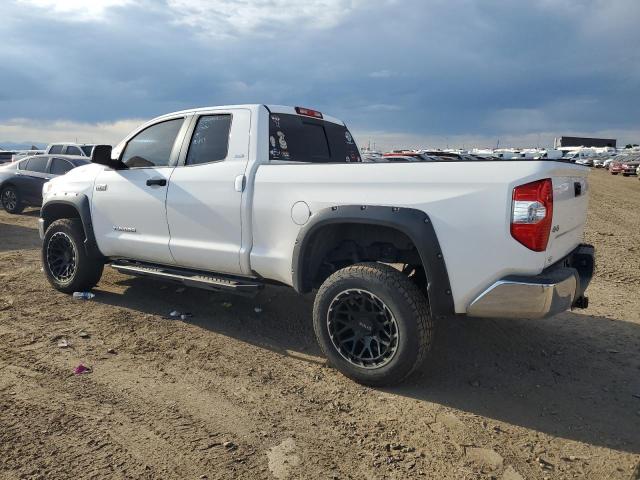 5TFUW5F18FX431702 - 2015 TOYOTA TUNDRA DOUBLE CAB SR/SR5 WHITE photo 2