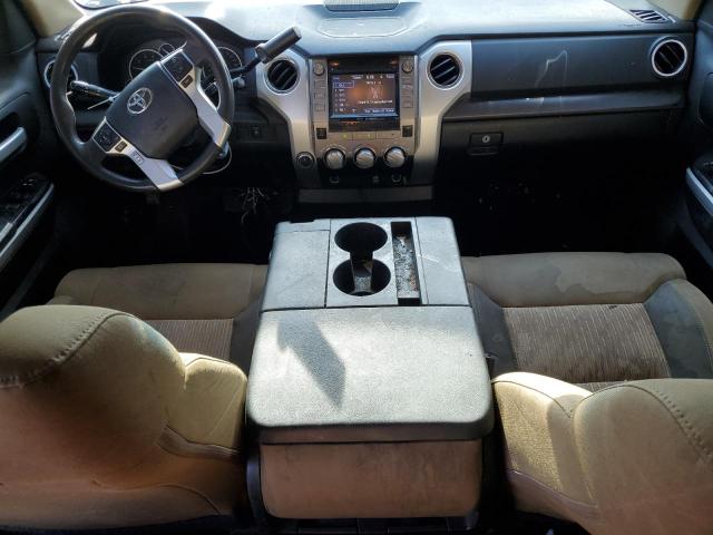 5TFUW5F18FX431702 - 2015 TOYOTA TUNDRA DOUBLE CAB SR/SR5 WHITE photo 8