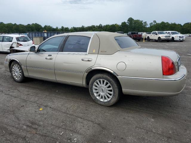 1LNHM81W54Y619379 - 2004 LINCOLN TOWN CAR EXECUTIVE BEIGE photo 2
