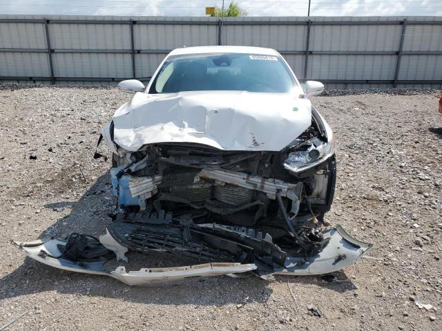 3FA6P0HR6DR226127 - 2013 FORD FUSION SE WHITE photo 5