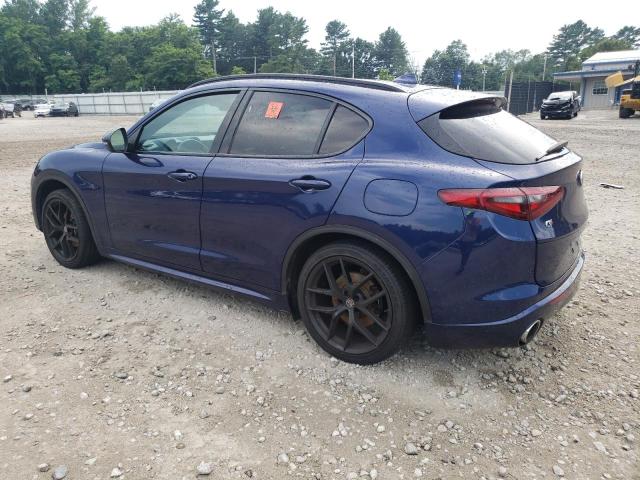 ZASFAKNN2J7B64874 - 2018 ALFA ROMEO STELVIO TI SPORT BLUE photo 2