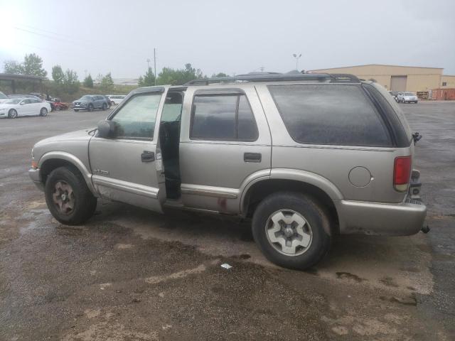 1GNDT13X34K125342 - 2004 CHEVROLET BLAZER SILVER photo 2