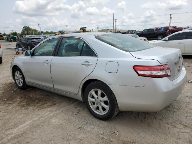 4T1BF3EK9BU757649 - 2011 TOYOTA CAMRY BASE SILVER photo 2