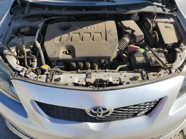 1NXBU4EE9AZ356851 - 2010 TOYOTA COROLLA BASE SILVER photo 11