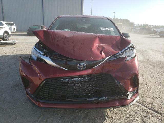 5TDXRKEC7NS125181 - 2022 TOYOTA SIENNA XSE RED photo 5