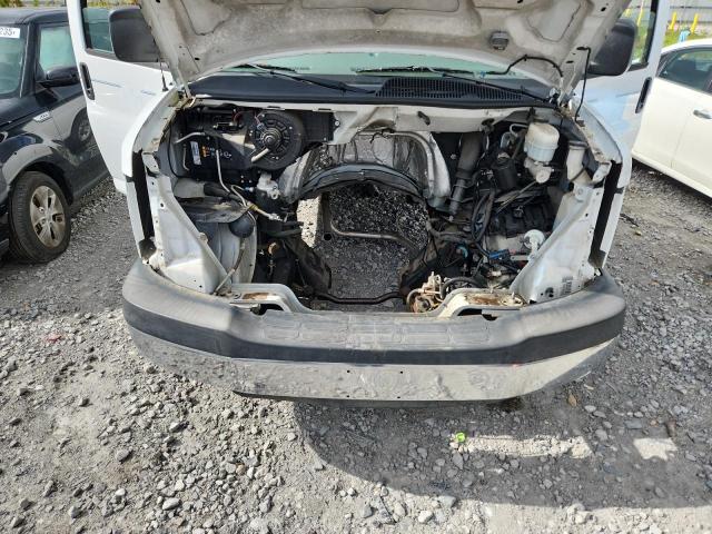 1GAZG1FG1C1168296 - 2012 CHEVROLET EXPRESS G3 LT WHITE photo 12