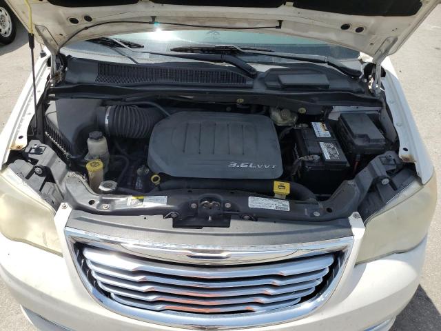 2C4RC1BG7DR721278 - 2013 CHRYSLER TOWN & COU TOURING WHITE photo 12