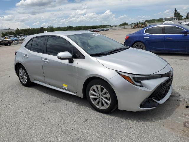 JTND4MBE9P3203575 - 2023 TOYOTA COROLLA SE ვერცხლისფერი ფოტო 4