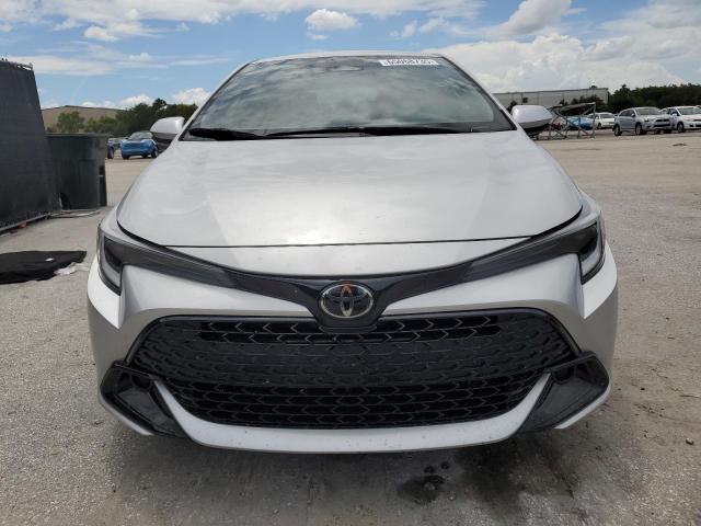 JTND4MBE9P3203575 - 2023 TOYOTA COROLLA SE ვერცხლისფერი ფოტო 5