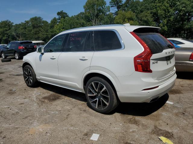 YV4A22PK9M1767604 - 2021 VOLVO XC90 T6 MOMENTUM WHITE photo 2