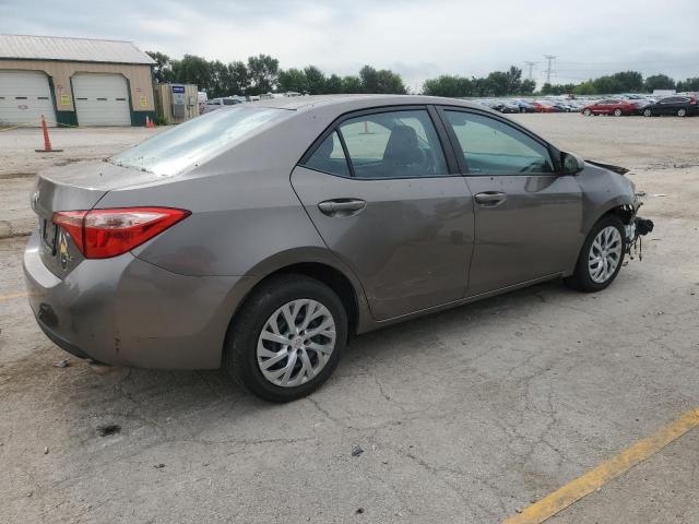 2T1BURHE9KC147797 - 2019 TOYOTA COROLLA L ნაცრისფერი ფოტო 3