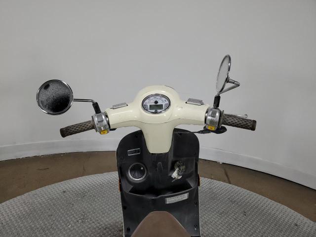 RFVJFJ106K1001597 - 2019 GENUINE SCOOTER CO. BUDDY KICK CREAM photo 7