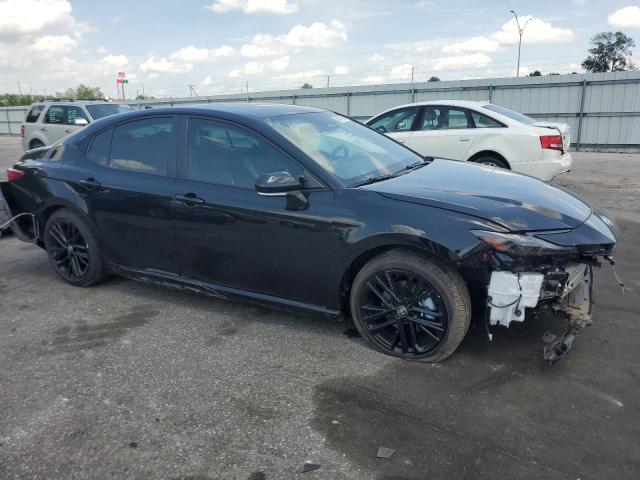 4T1DAACK1SU175754 - 2025 TOYOTA CAMRY XSE BLACK photo 4