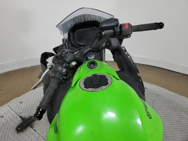 ML5EXER11PDA87515 - 2023 KAWASAKI EX650 R Жасыл фото 7