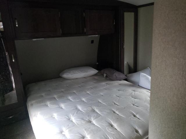 4YDT32526JB452886 - 2018 KEYSTONE OUTBACK WHITE photo 6