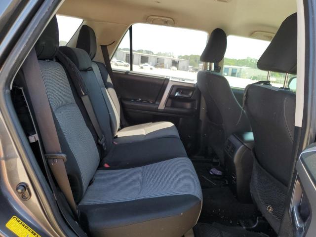 JTEZU5JR1G5140086 - 2016 TOYOTA 4RUNNER SR5 GRAY photo 10