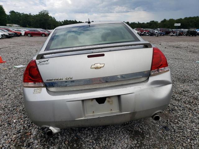 2G1WU581369415345 - 2006 CHEVROLET IMPALA LTZ SILVER photo 6