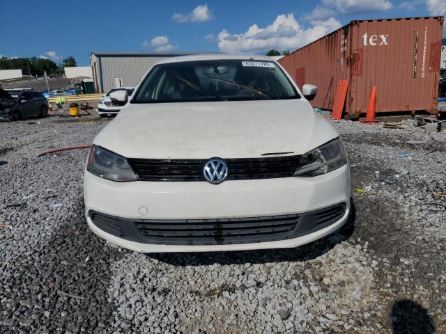 3VWD17AJ4EM212335 - 2014 VOLKSWAGEN JETTA SE WHITE photo 5