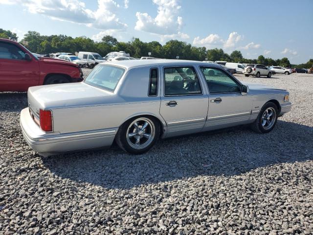 1LNLM81W1VY733021 - 1997 LINCOLN TOWN CAR EXECUTIVE Արծաթագույն լուսանկար 3