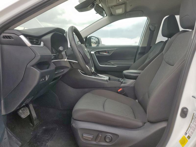 2T3W1RFVXRW320207 - 2024 TOYOTA RAV4 XLE WHITE photo 7