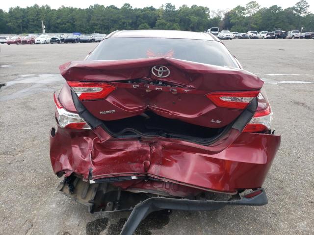 4T1B11HK6JU621797 - 2018 TOYOTA CAMRY L RED photo 6