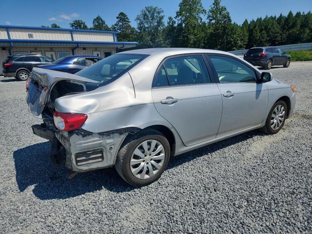 5YFBU4EE1DP161722 - 2013 TOYOTA COROLLA LE BASE SILVER photo 3