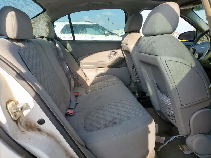 1G1ZT548X5F287467 - 2005 CHEVROLET MALIBU LS WHITE photo 10