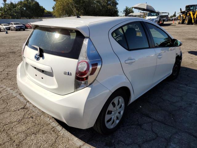 JTDKDTB32E1074432 - 2014 TOYOTA PRIUS C 白色 照片 4